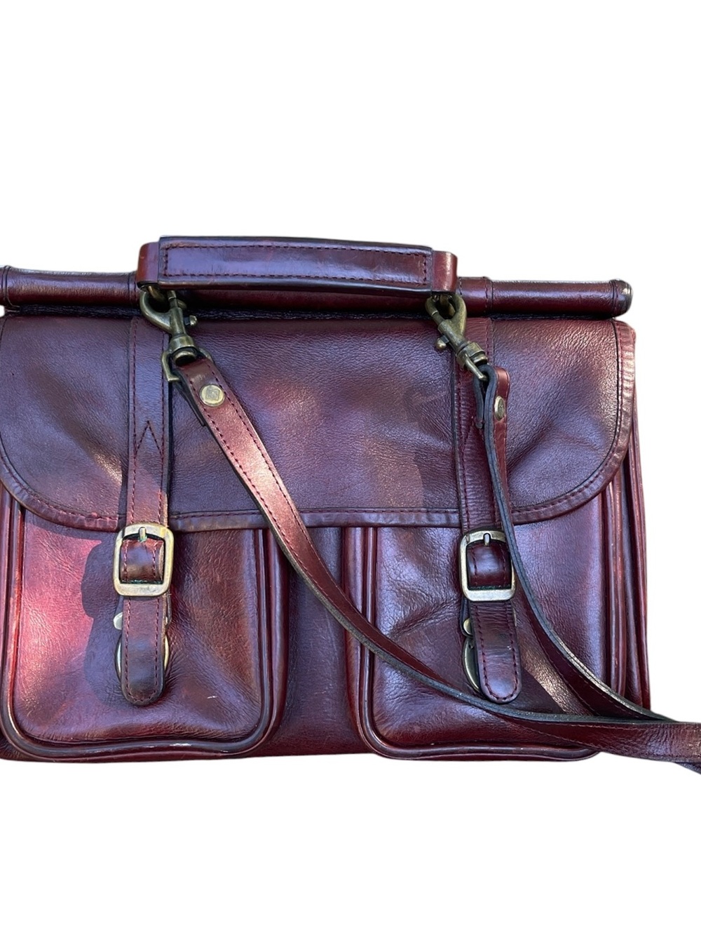 Vintage Wilsons Genuine Leather medium sized Messenger Crossbody Satchel Bag